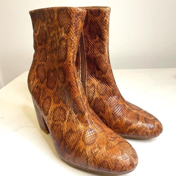 Coconuts by MATISSE Reptile Skin Print Ankle Boots - Picture 12 of 13